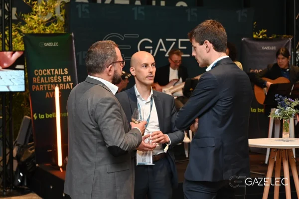 networking%20lors%20du%20cocktail.JPG